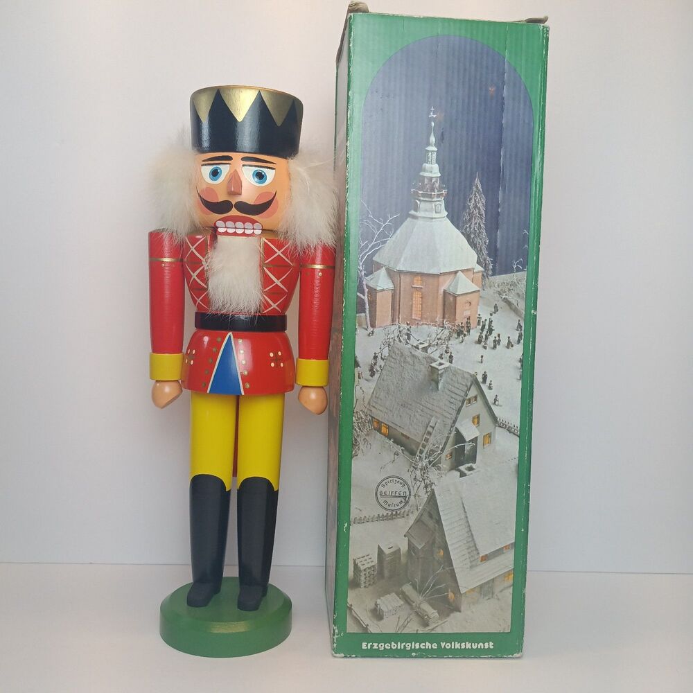 Vtg Nutcracker Nussknacker Aus Dem Erzgebirge Handerbelt Red